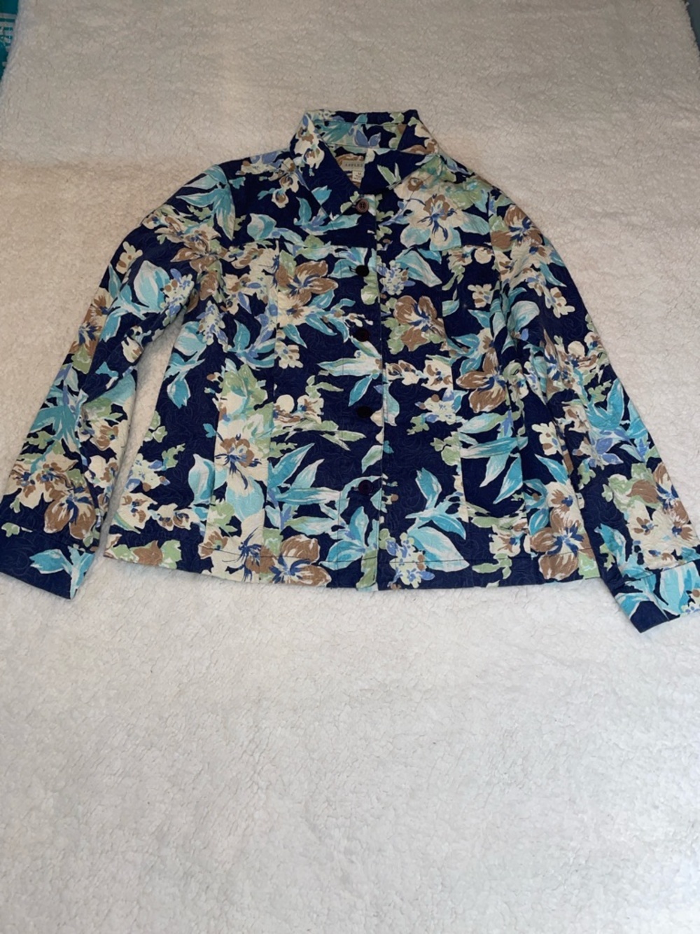 Appleseed's Navy Floral Jacket w Aqua, Tan & Mint Blooms. Button down. Sz Medium